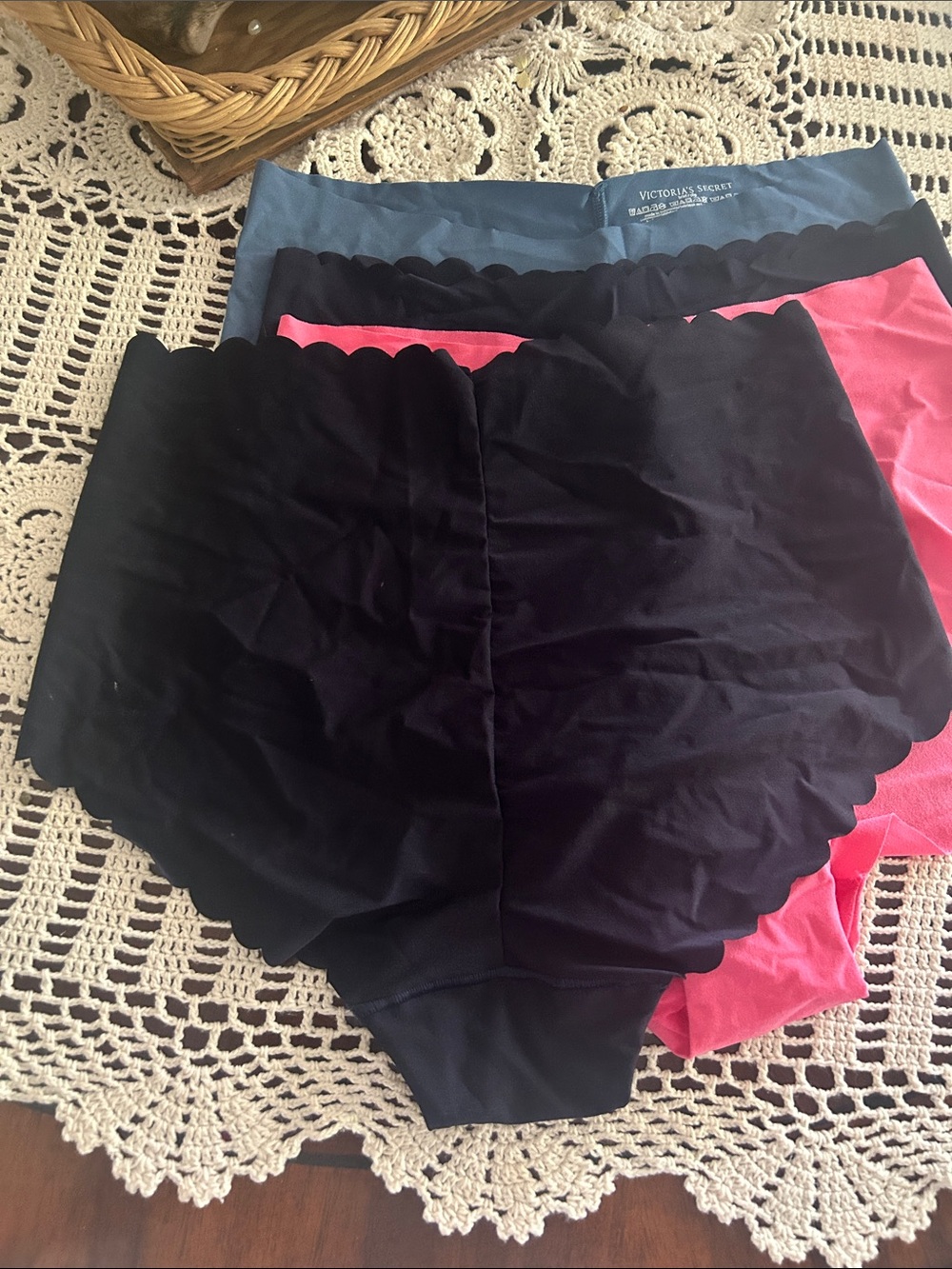 Victoria's Secret Women’s slip short high waisted brief . Bl. Blue . Navy . Pink - Picture 4 of 4